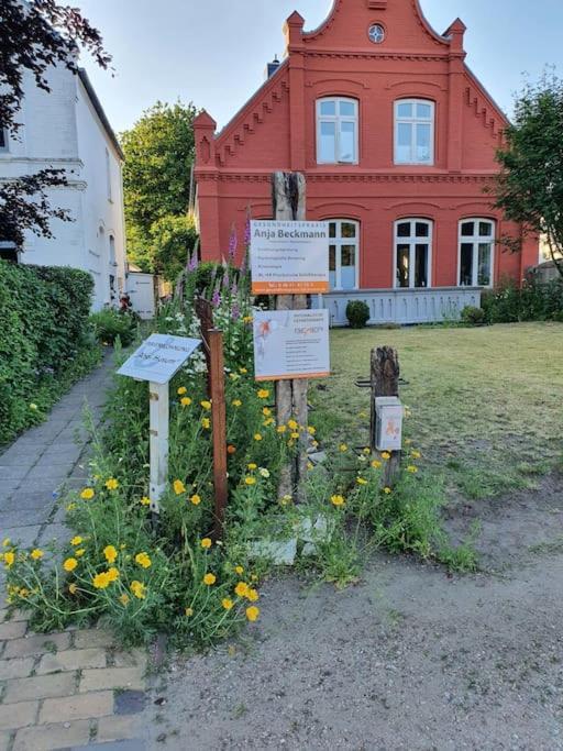 Ferienwohnung Ahoi Husum, Anlegen Und Wohlfuehlen Husum  Exterior foto